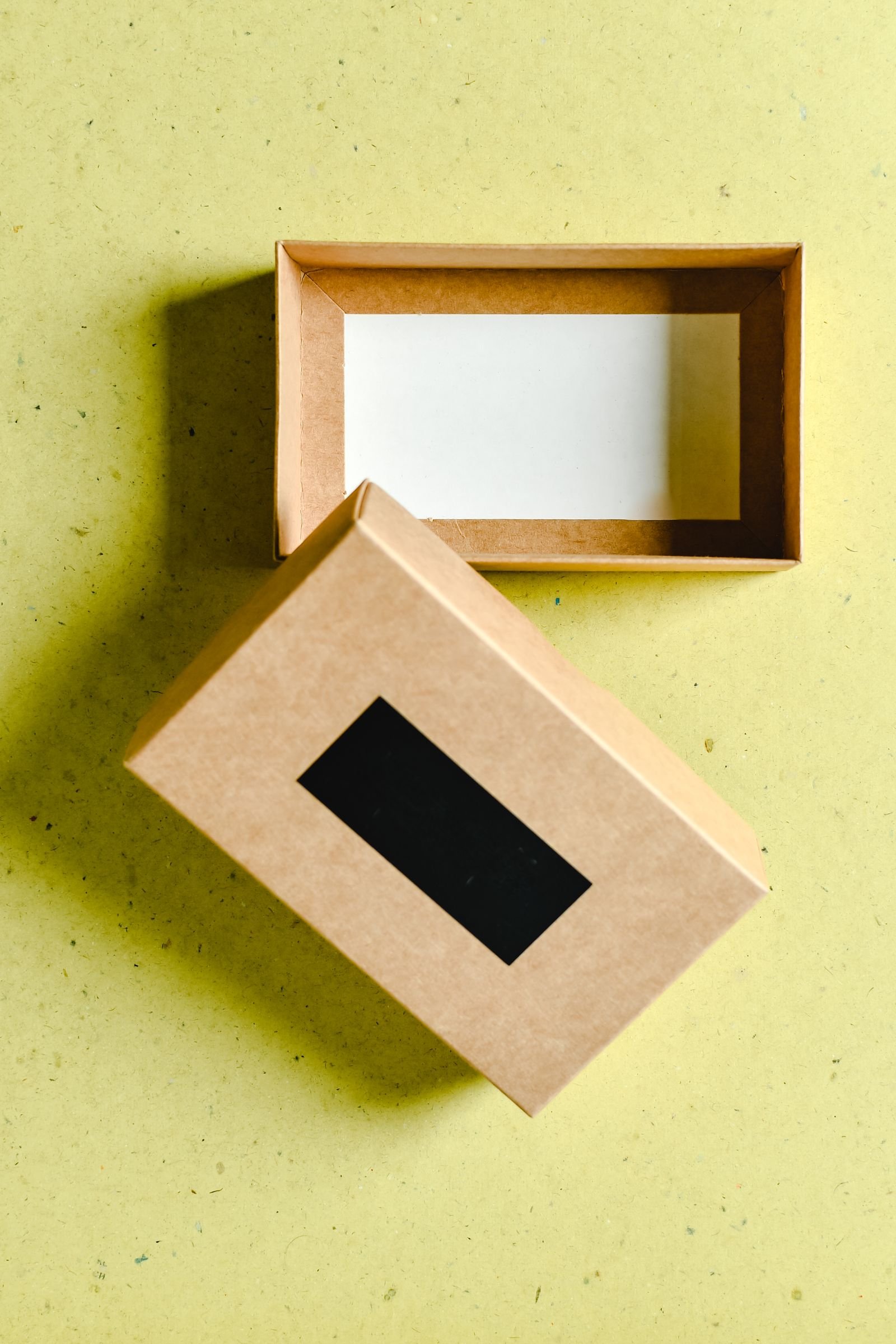 Caja de cartón kraft del packaging discreto de UNO20